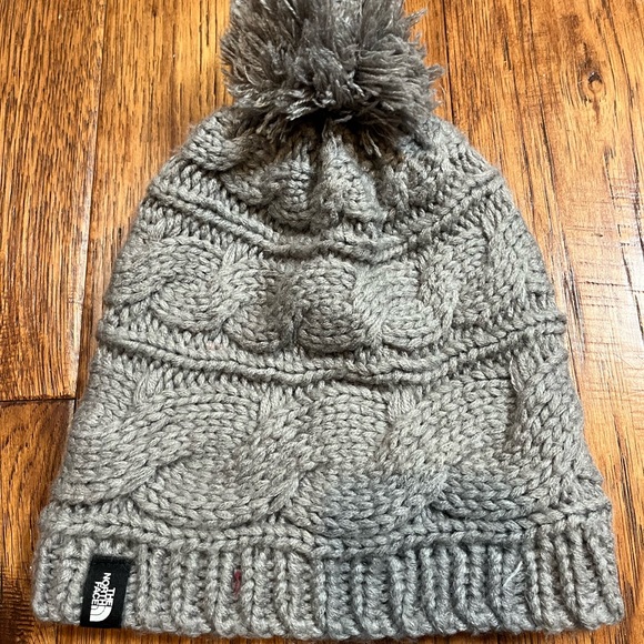 The North Face Gray Knit Pom Beanie and Mittens fleece lined Set - Picture 3 of 7